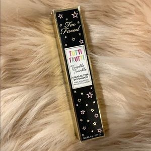 Too Faced Twinkle Twinkle liquid eyeshadow